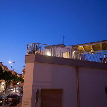 Case Degli Avi, Camere Nel Borgo Marinaro Pozzallo Exterior foto